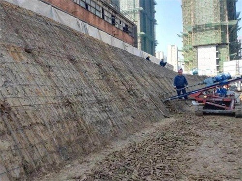 恭城建筑边坡支护